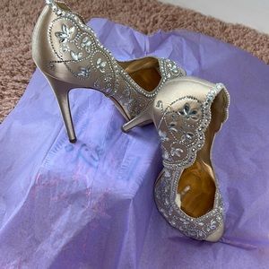 Badgley Mischka elegant heels